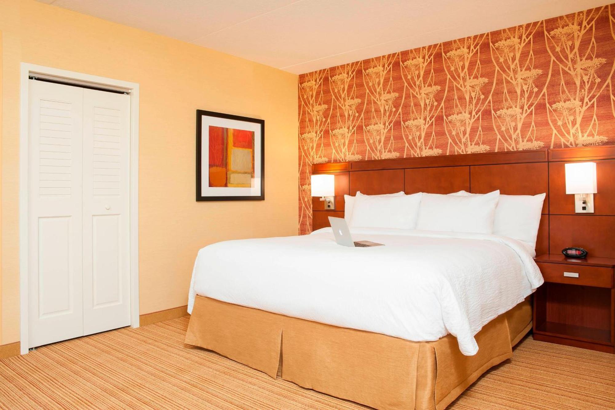 Courtyard Downtown 3* Peoria